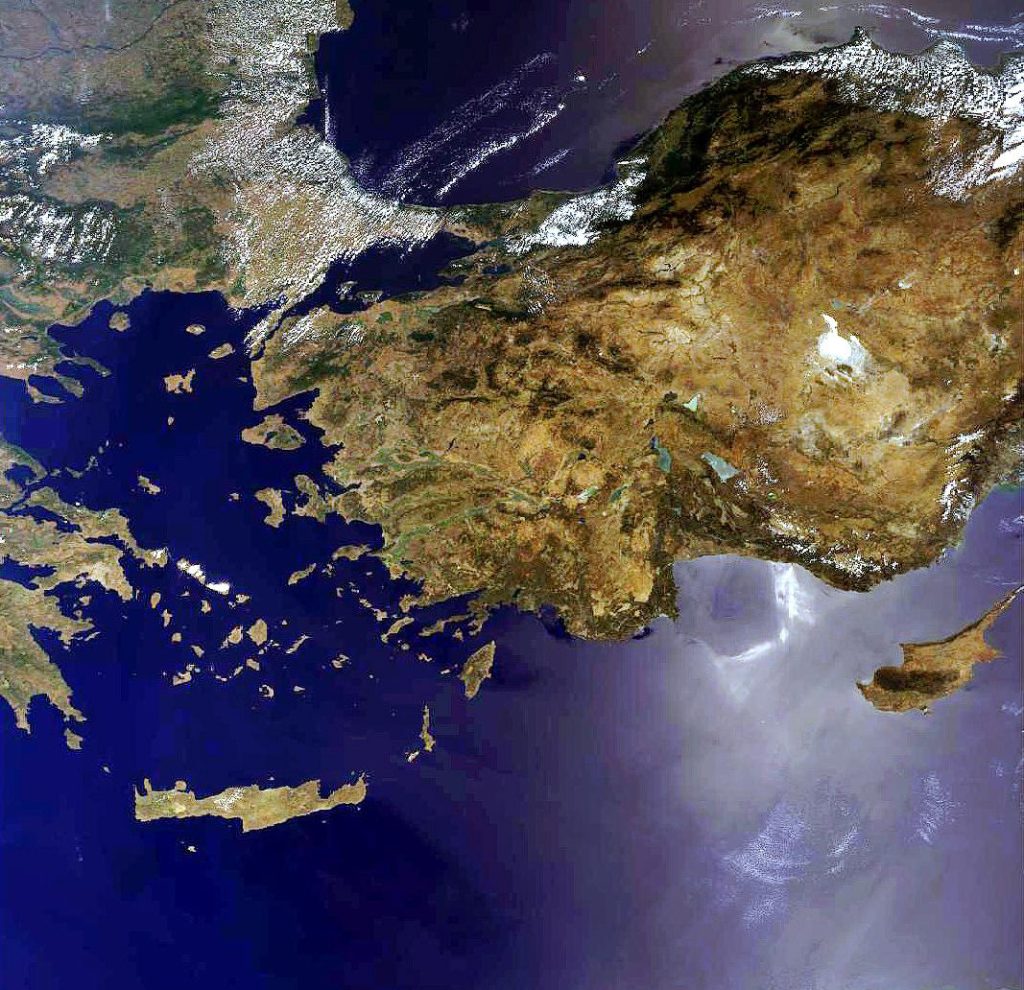 Akdeniz’de Türkiye Çevreleniyor