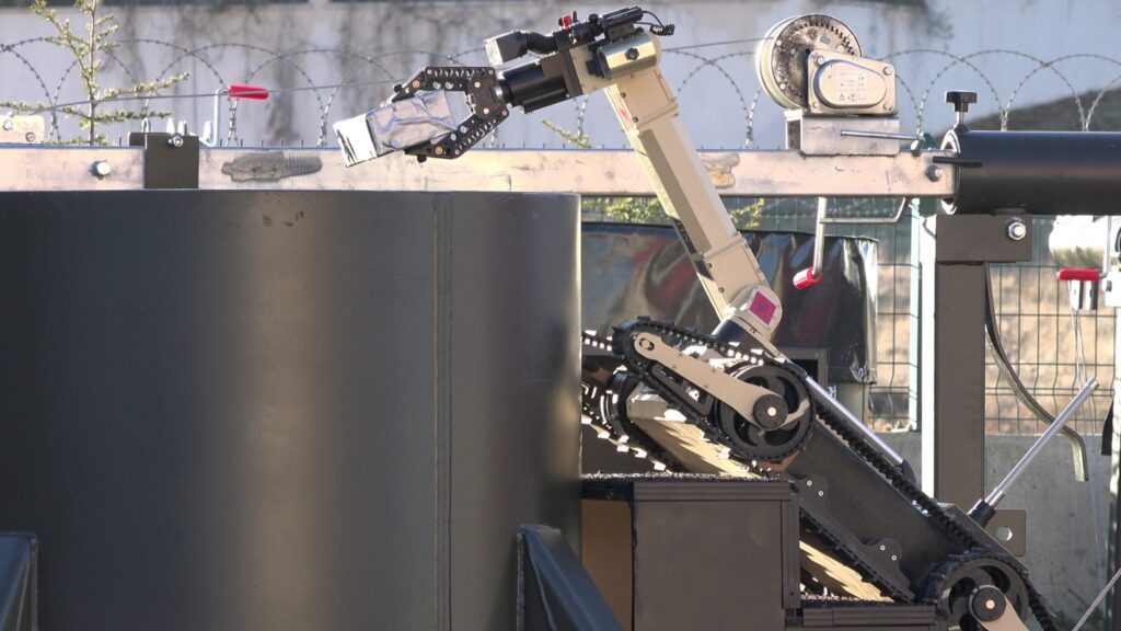 HİÇ KİMSE MEHMETÇİĞE LİBYA’DA O ROBOTLARI KULLANAMAZSIN DİYEMEZ