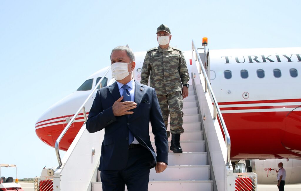 HULUSİ AKAR VE YAŞAR GÜLER LİBYA’DA