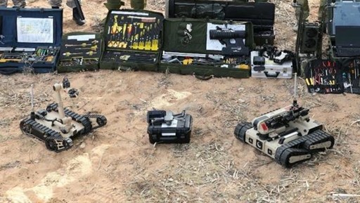 LİBYA’DAN BAKIM İÇİN TÜRKİYE’YE GELDİ. FİRMA, YERİNE İKİ YENİ ROBOT GÖNDERDİ