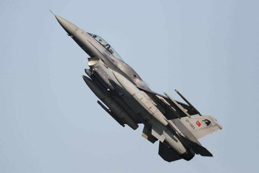 Düşen F-16 Bulgaristan Sınırında Tanımlanamayan Radar İzi Tespiti Üzerine Alarm Reaksiyon Görevi Kapsamında Havalandı