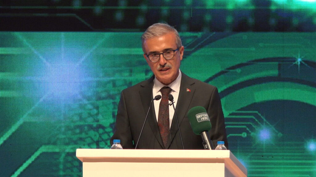“Bitmeyen Kölelikten Kurtulmanın Yolu Bağımsız Savunma Sanayii”