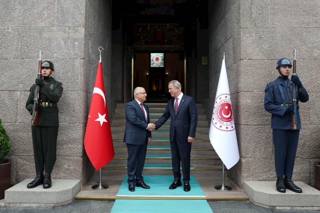 Hulusi Akar Millî Savunma Bakanlığı Görevini Yaşar Güler’e Devretti