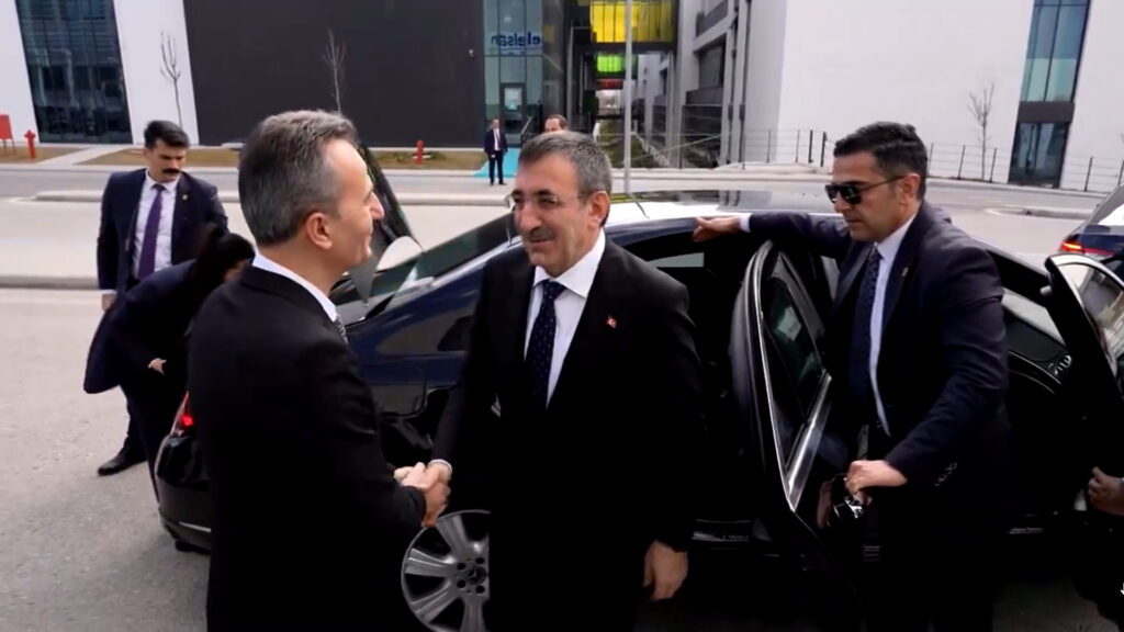 Cumhurbaşkanı Yardımcısı Cevdet Yılmaz, ASELSAN’ı Ziyaret Etti
