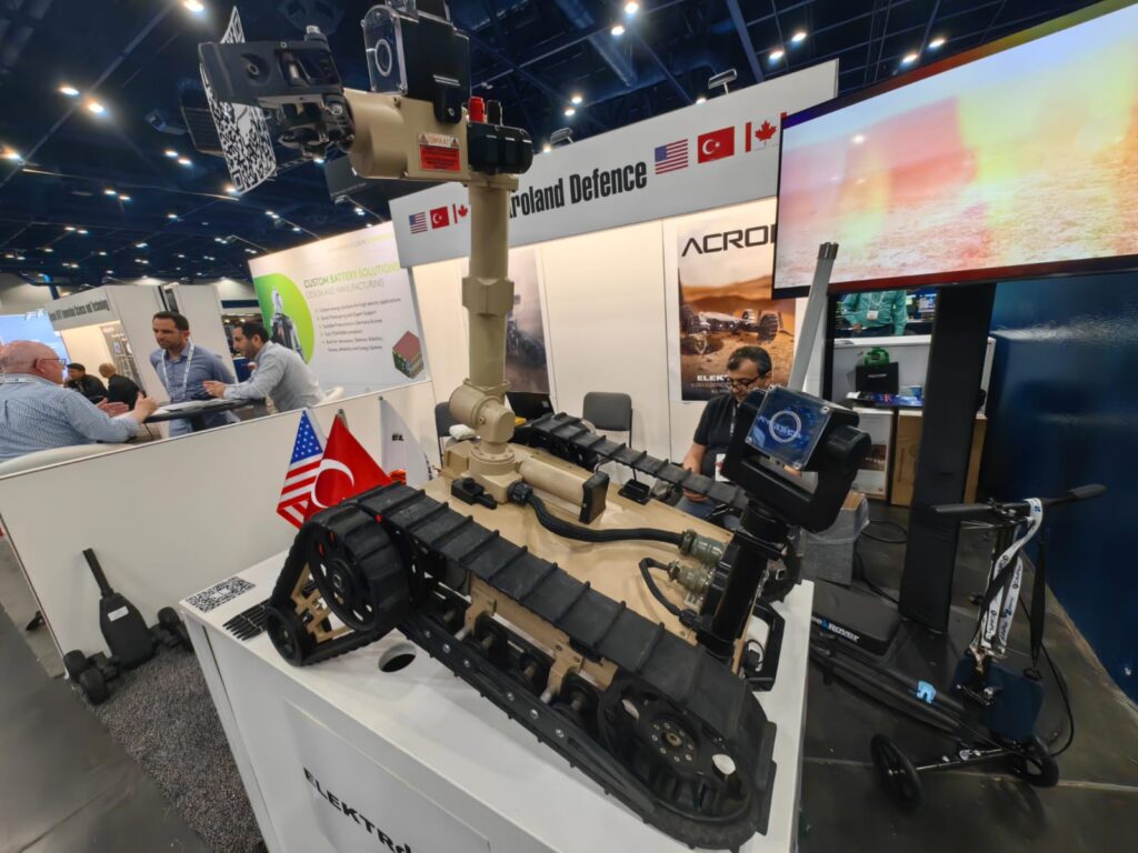 En Özel Sistemler, En Özel Firmalar, En Büyük Beyinler ve Türk Elektroland Defence Firması, XPONENTIAL İnsansız Sistemler Fuarında