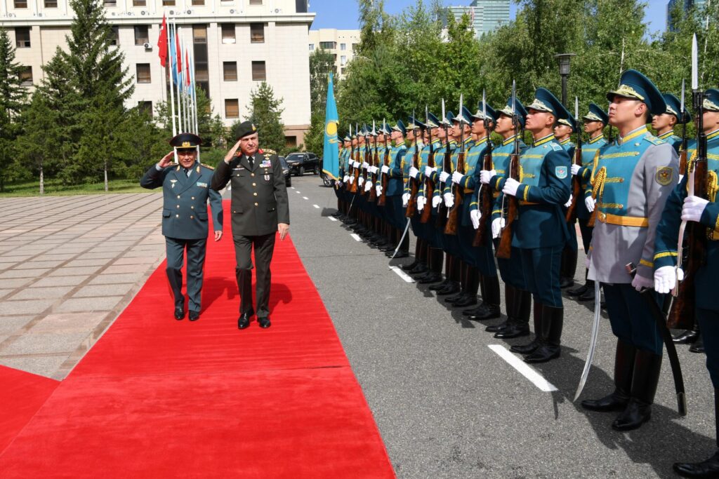 Genelkurmay Başkanı Orgeneral Metin Gürak, Resmî Ziyaret Kapsamında Kazakistan’da