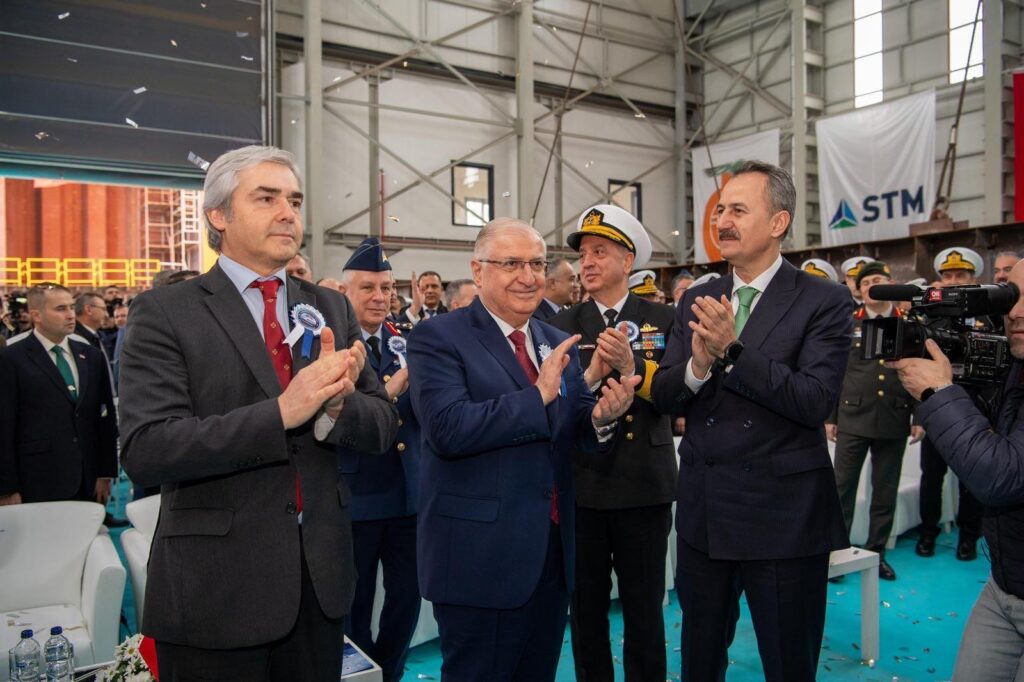 STM’nin Ana Yükleniciliğinde İnşa Edilecek Portekiz Denizde İkmal ve Lojistik Destek Gemilerinden İlkinin Bloku Törenle Kızağa Alındı