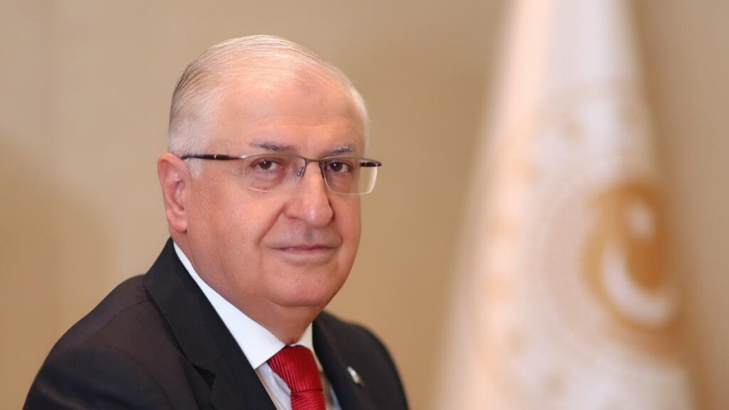 “Bayramlar Millî ve Manevi Değerlerimizin Yeniden Hatırlandığı, Kardeşliğimizin Daha da Kuvvetlendiği Anlamlı Zamanlardır”