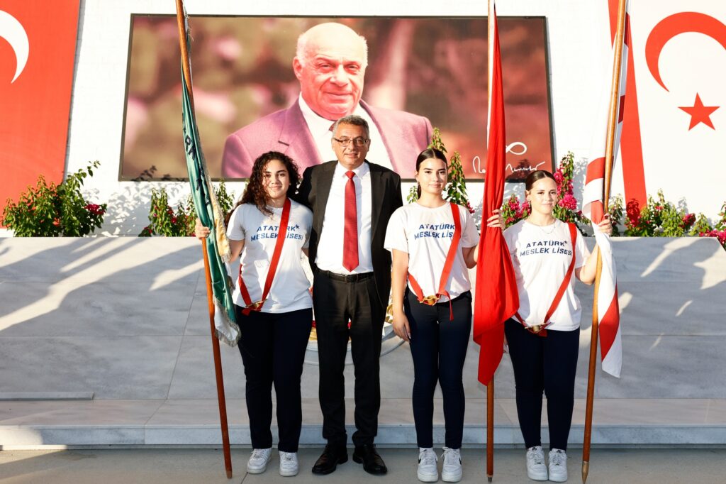 Cumhurbaşkanı Erhürman: “Yunan Cuntası’nın Kıbrıs’taki Uzantılarıyla Birlikte Ada’nın Yunanistan’a Bağlanması için Yaptığı Darbenin Tarihidir 15 Temmuz 1974”