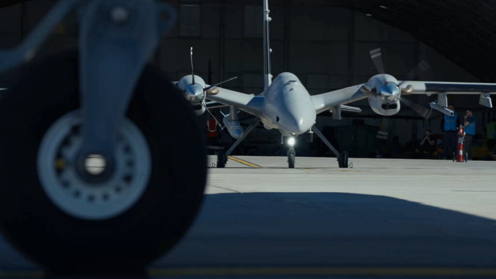 Dünyanın En Büyük İHA Şirketi BAYKAR Üretimi Bayraktar AKINCI, ROKETSAN’ın Süpersonik UAV-300 Füzesiyle Vurdu